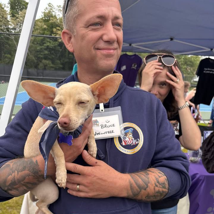 Finley is flying home with Lauren to Texas.